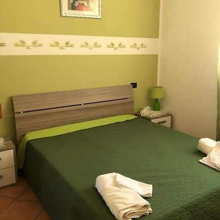 Appartamento In Villa Splendente Кастеламаре дел Голфо Екстериор снимка